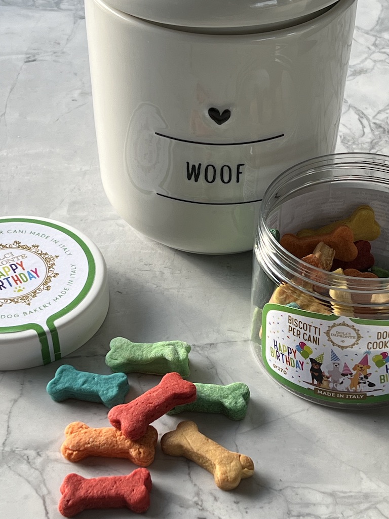 Dolci Impronte Birthday Dog Cookies in Jar