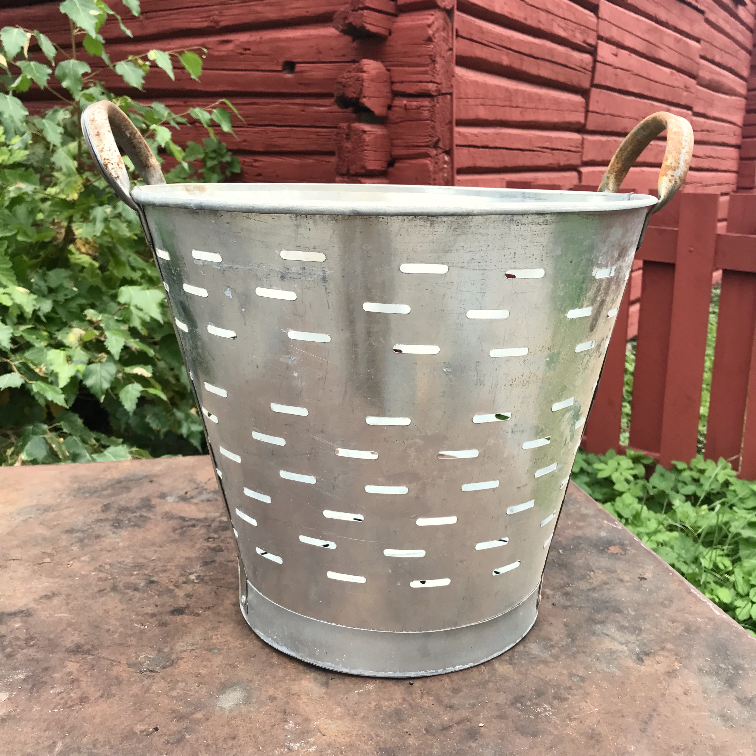Metallkorg, 2 storlekar - 3