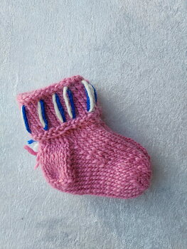 Handstickade lovikkasockar, ca 20cm, rosa