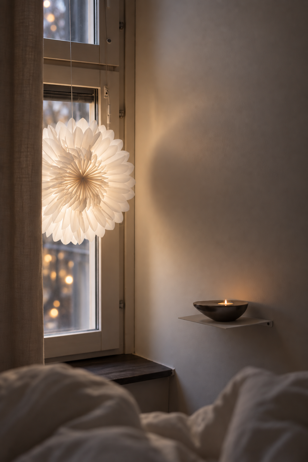 Adventsstjärna - Stjärna Lotus - 44 cm - Vit - Watt & Veke