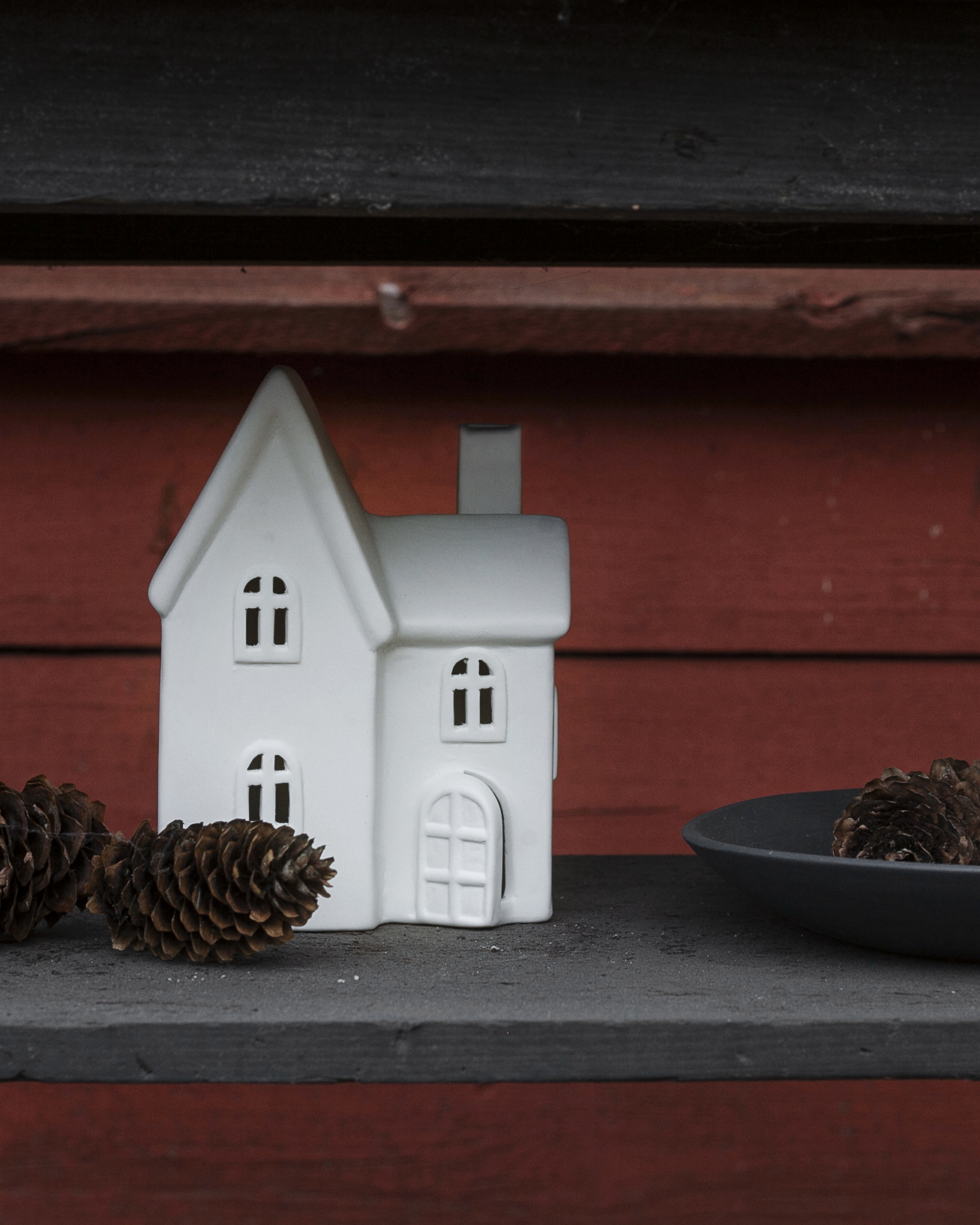 Byn - Huslykta - Lykta hus - Vit - Nr. 11 - 8