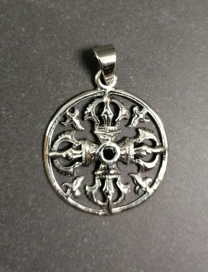 Dorje med sten Hänge i Silver
