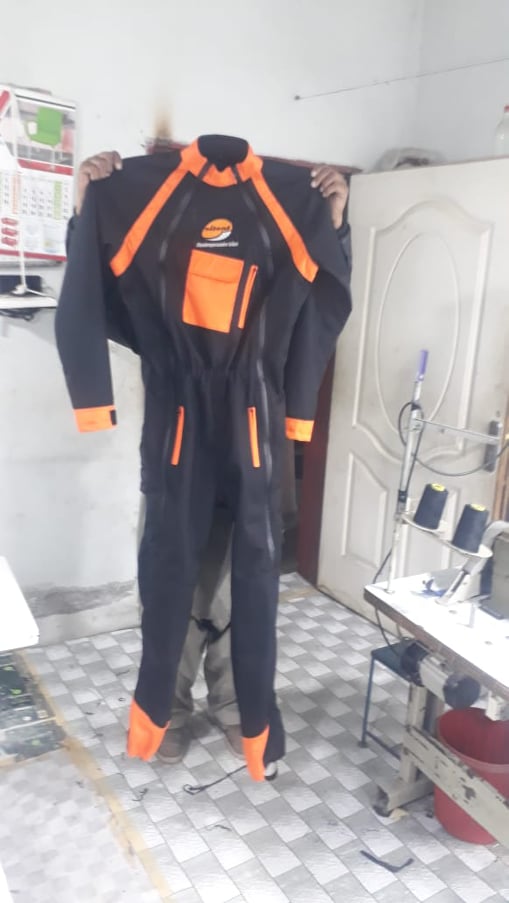 skyteknik  overall - 3