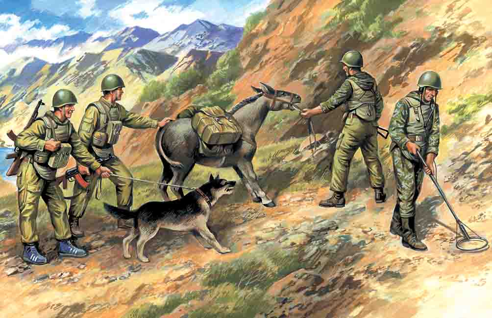 Soviet Sappers (1979-1988) (4 figures - 3 soldiers, 1 sapper, donkey figure, dog figure)