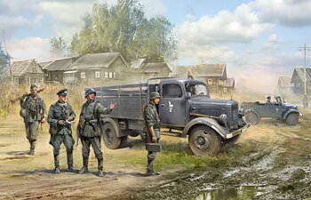Army Group "Center" (Summer 1941)   (Kfz.1, Typ L3000S, German Infantry (4 figures), German Drivers (4 figures))