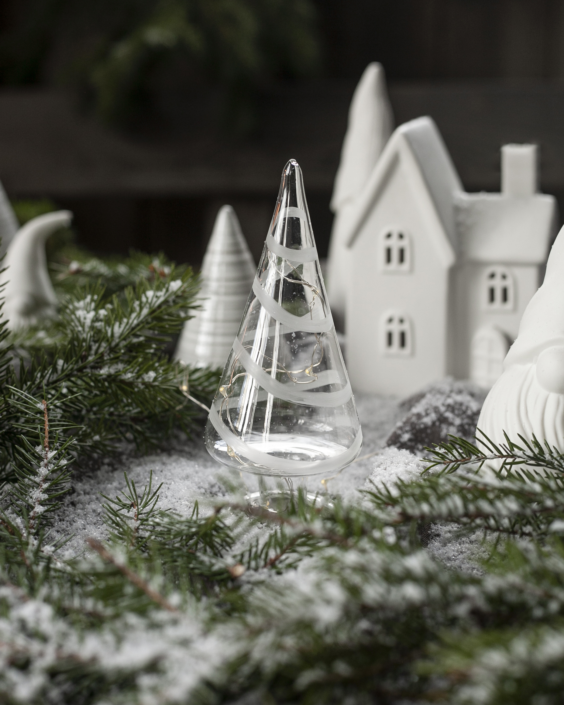 Granbo - Gran - Julgran med frostade girlanger - Klarglas - 16x6 cm - 6