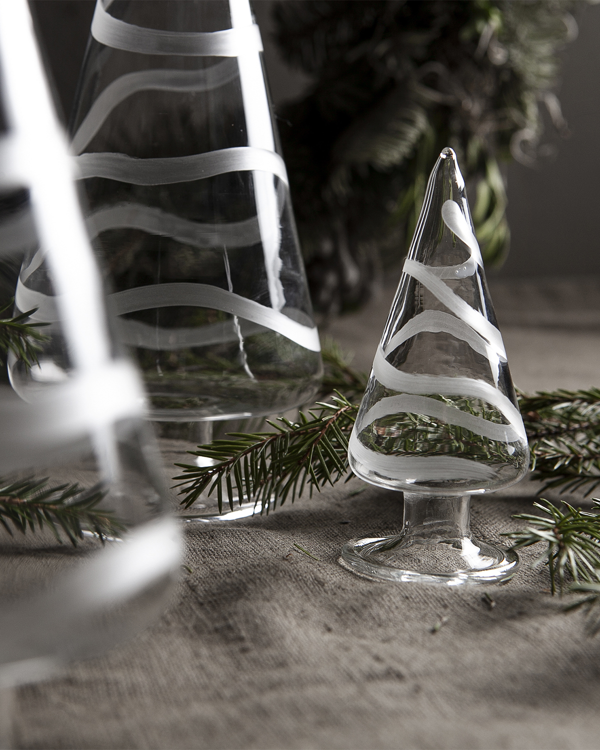 Granbo - Christmas tree with frosted garlands - Clear glass - 10x4 cm - 4