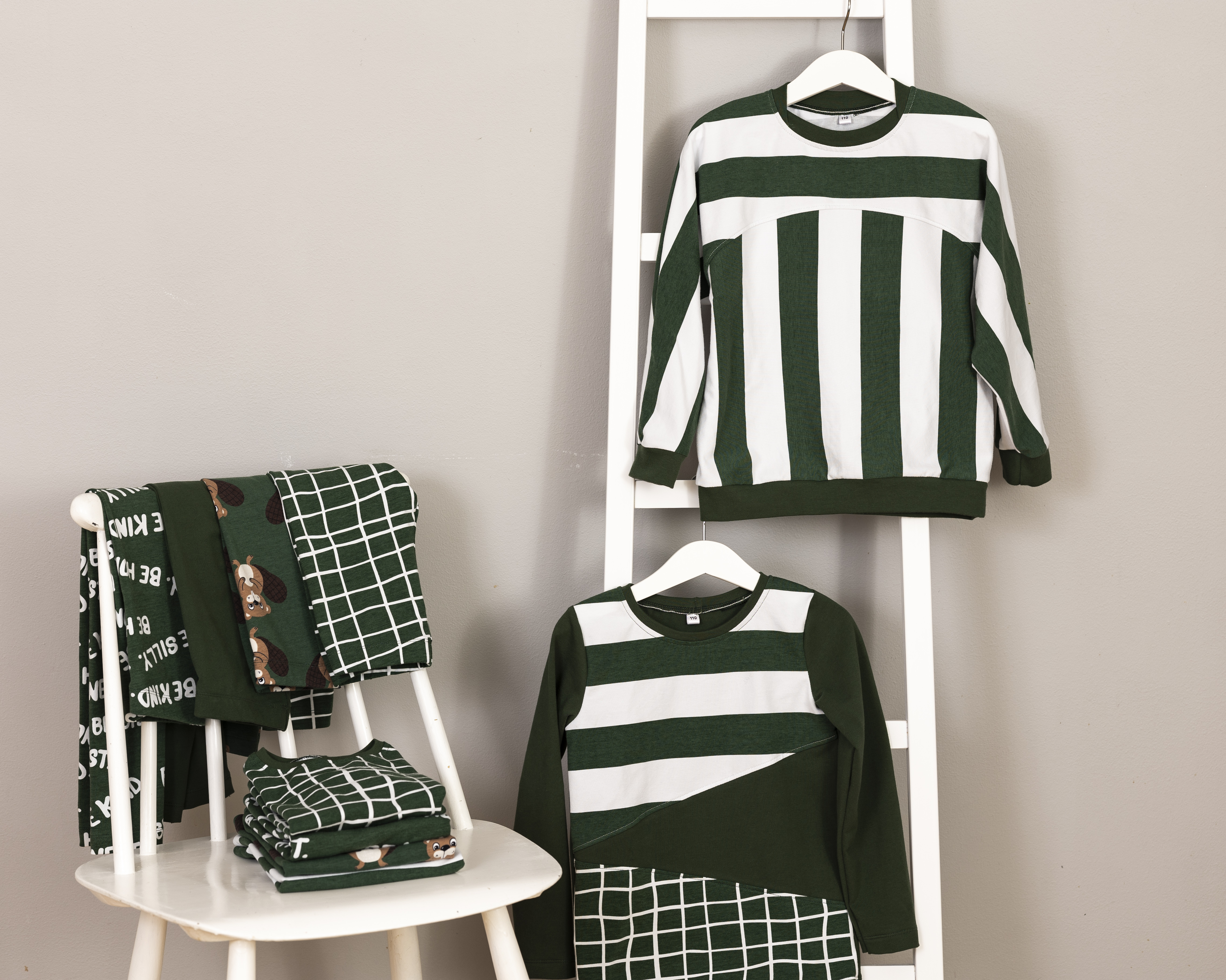 WIDE LINES - FOREST GREEN - 5