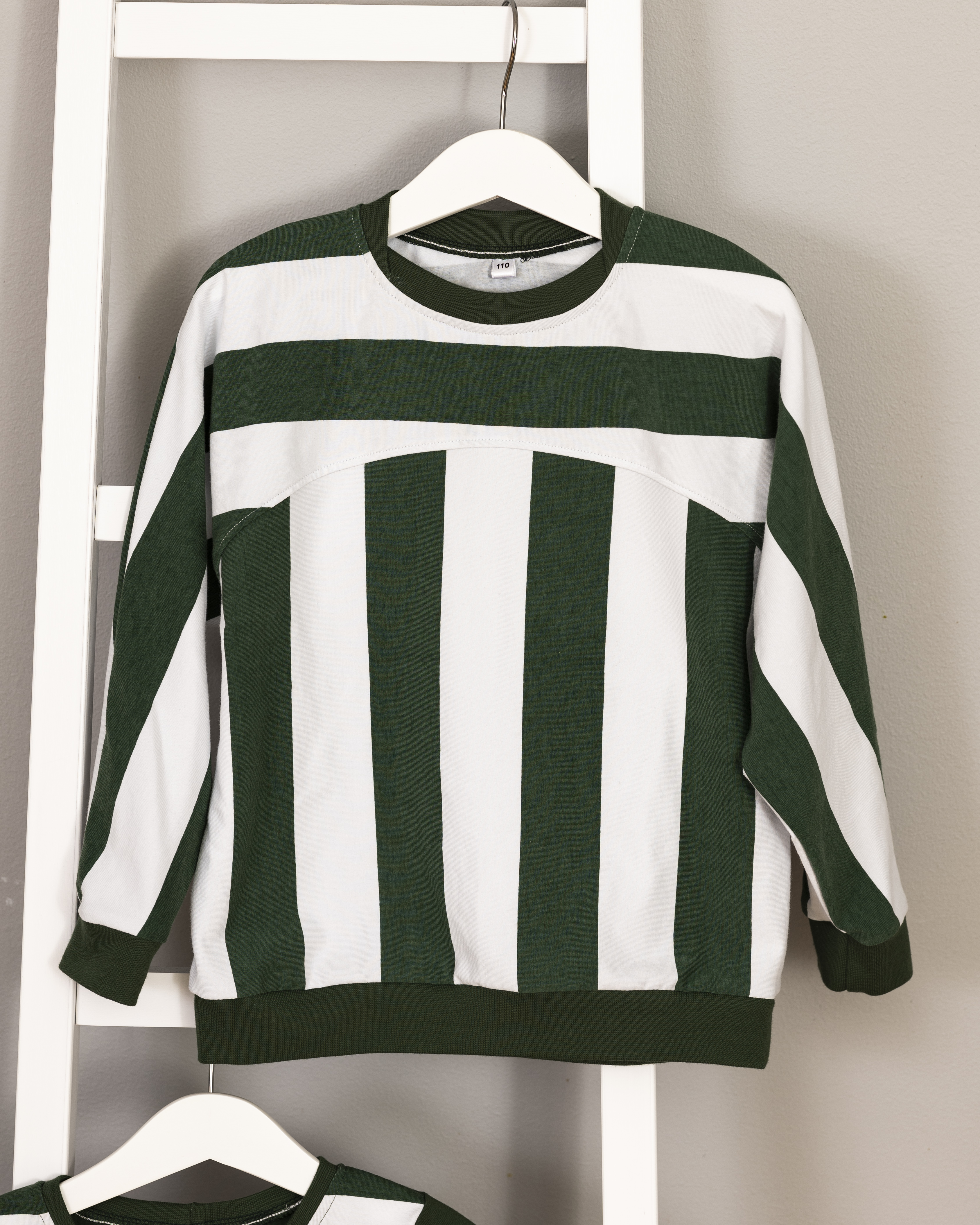 WIDE LINES - FOREST GREEN - 6