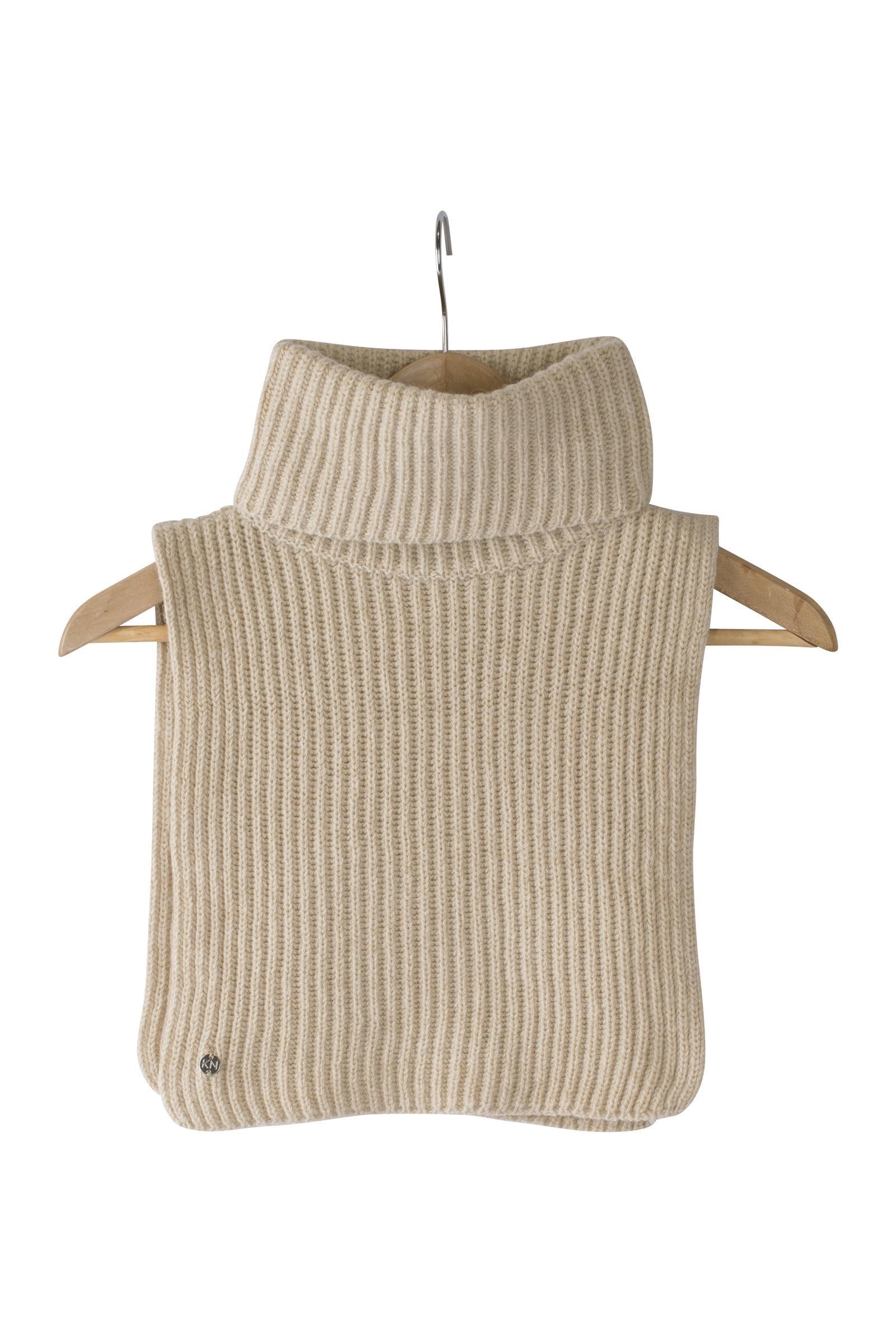 "Fuskolle"  i babyalpacka från KN Collection, Beige 