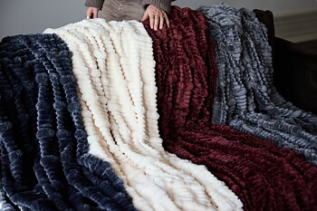 Pläd fleece Estella - 4 färger