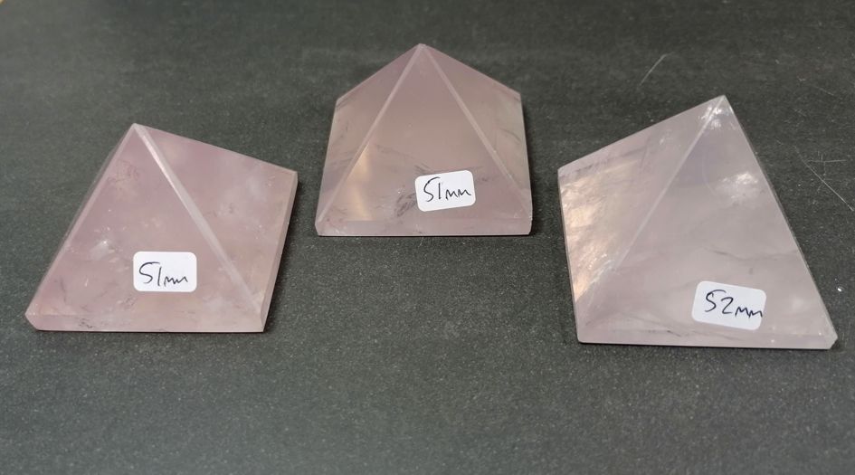 Rosenkvarts Pyramid  - AA+ kvalitet - 2