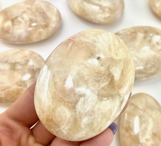Pebbles "No Worry Stone" - Stilbit  - 2