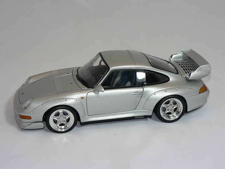 Porsche 911  GT 2  1997  Silver  1:18  UT Models