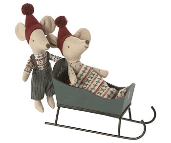 Sleigh with cushion