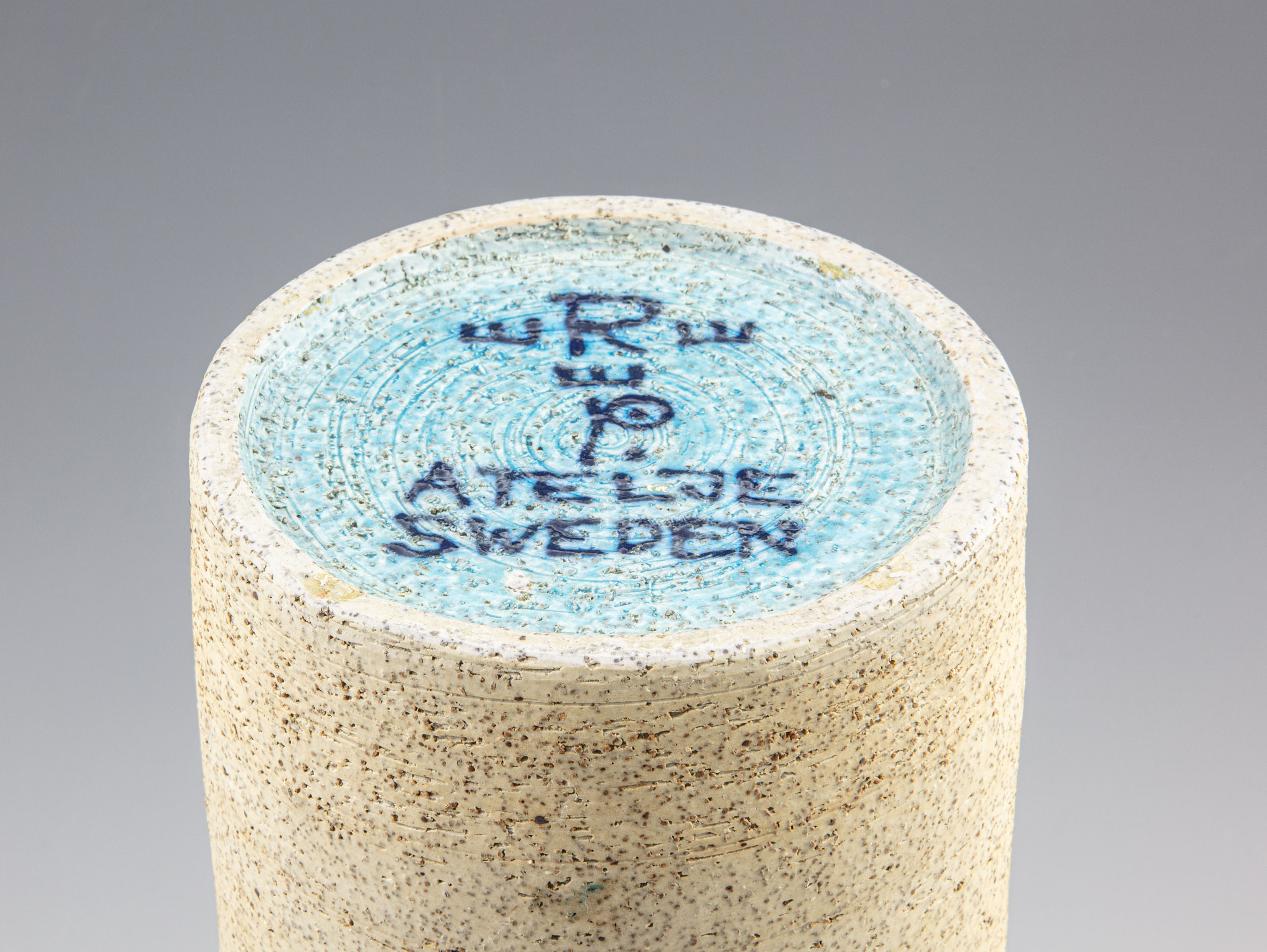 Hög Vas - Atelje - Monogramsignerad - 4