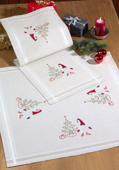 Löpare med Jultomte, Gran & Paket