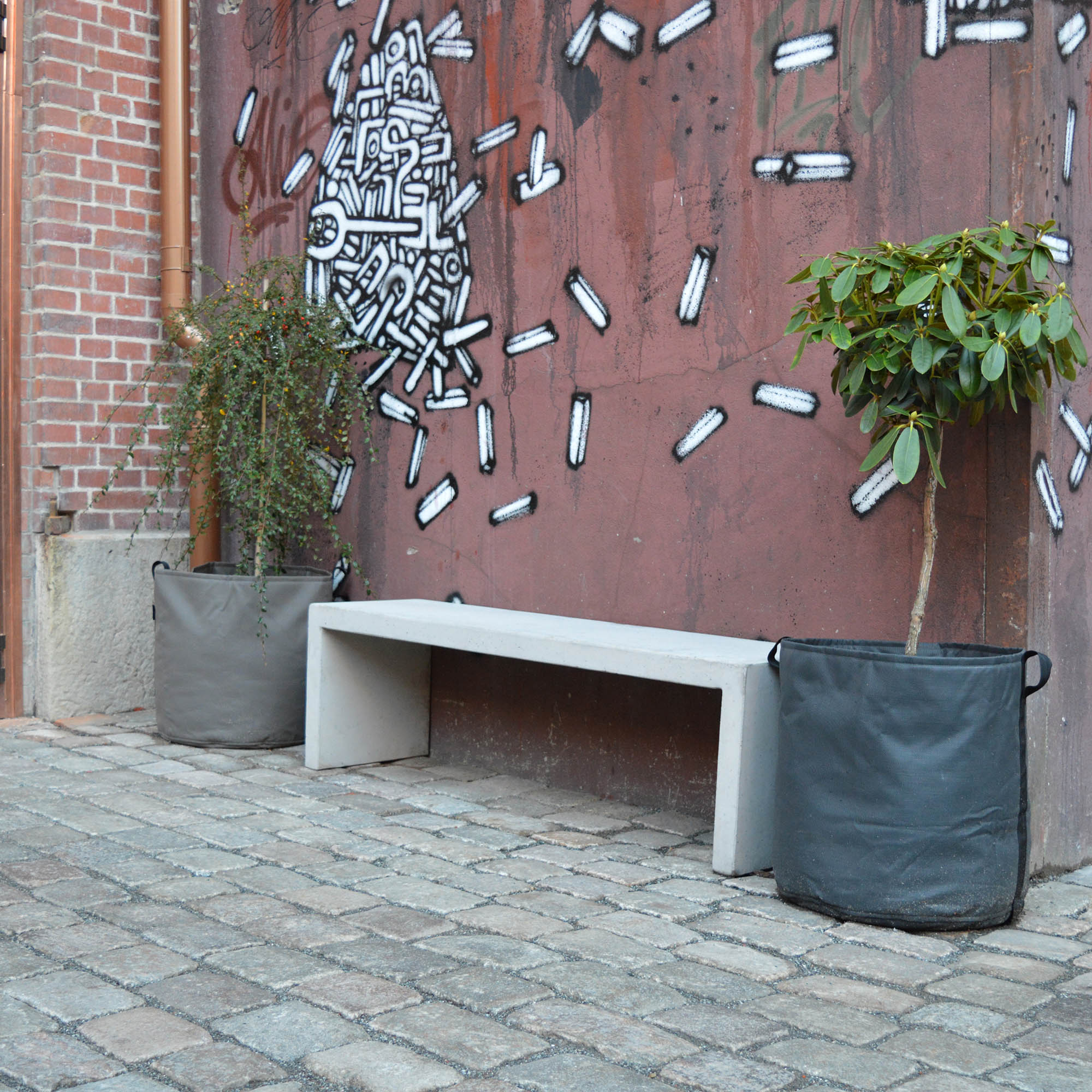 Betongbänk Humle 160x40x45 cm - 4