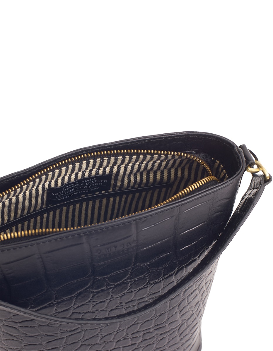 Bobbi Bucket bag, midi, svart krokoläder från O My Bag Amsterdam säljs på Hospitalsg 16 - 4