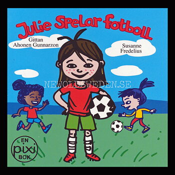 JULIE SPELAR FOTBOLL - P41