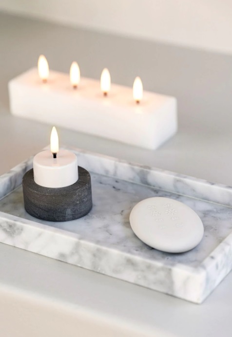 Battery light - Block - Light block - 4 flames - White - 18x 5x3.8 cm - 2