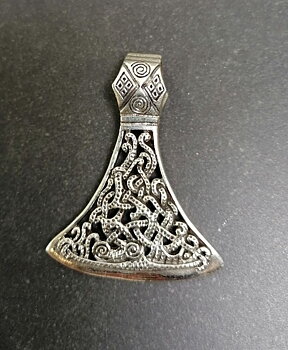 Silver Yxa med Viking mönster