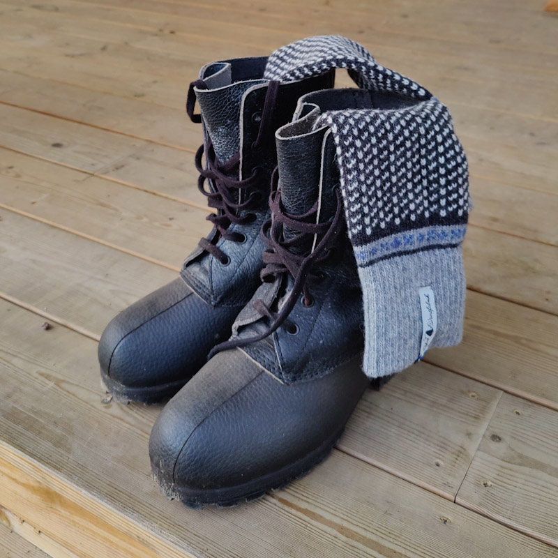 Skaftö sot knähög socka från Öjbro Vantfabrik