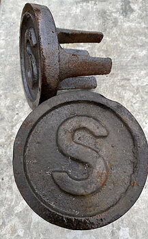 Servis 2934/35 Lock runda (gråjärn)