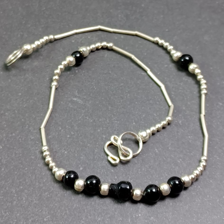 Fotlänk  - Runda 4mm Svart Onyx  pärlor 