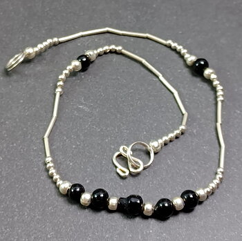 Fotlänk  - Runda 4mm Svart Onyx  pärlor 