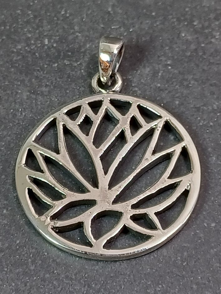 Lotus Hänge i Silver - 39mm