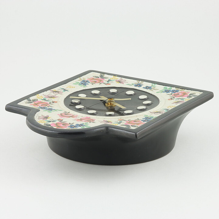 Britt-Louise Sundell (1965) Quadratic Clock with Flower Decor 23 cm (2)