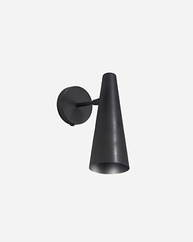 Vägglampa Precise mattsvart, House Doctor