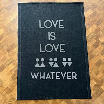 Love is Love Küchentuch aus flachs