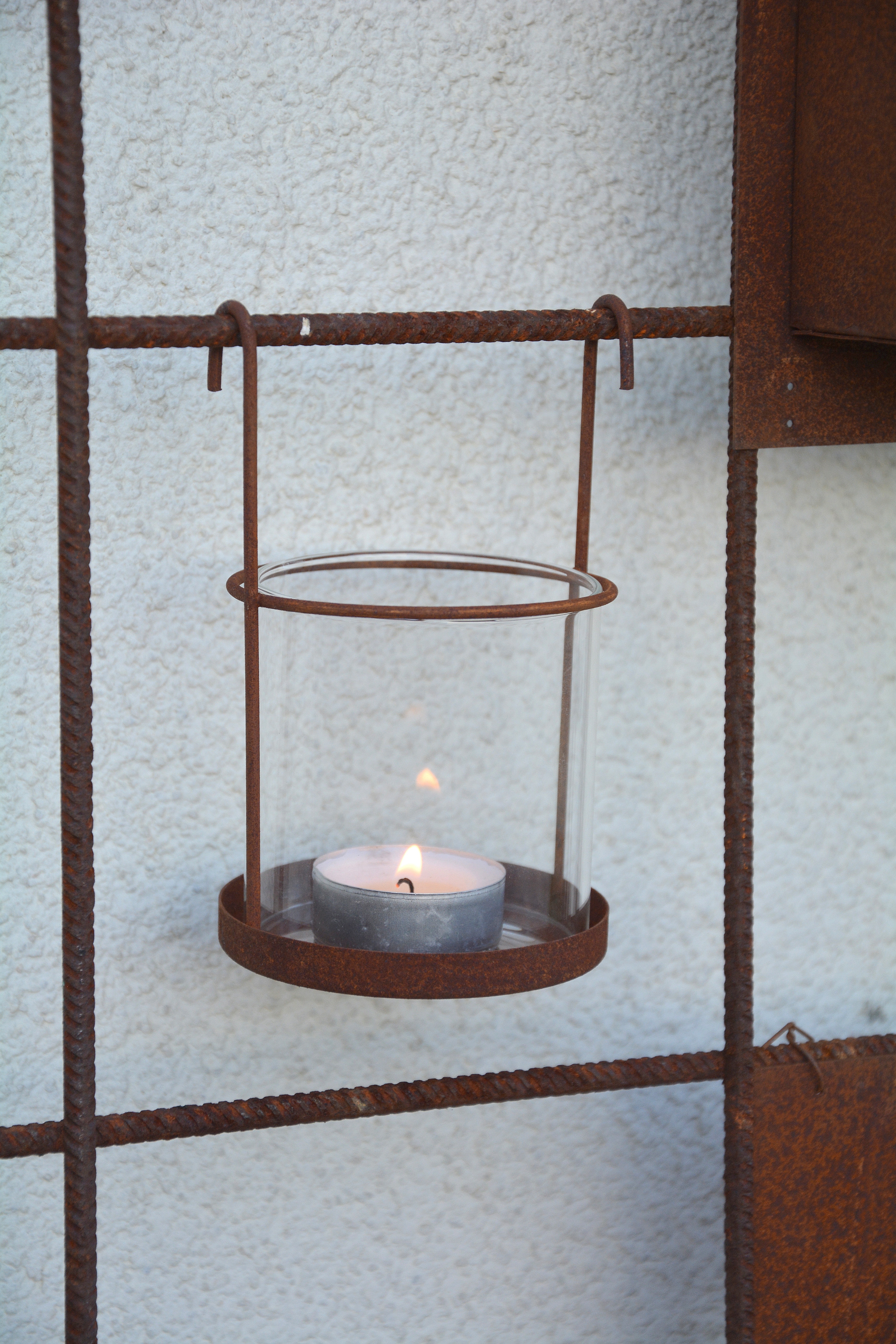 Hängande ljuslykta i glas och metall till armeringsnät - 4