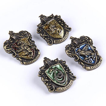 Harry Potter broscher alla fyra elevhem