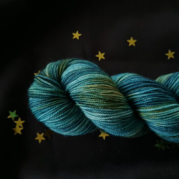 Across the Universe Emelilyknits Sportgarn 100g