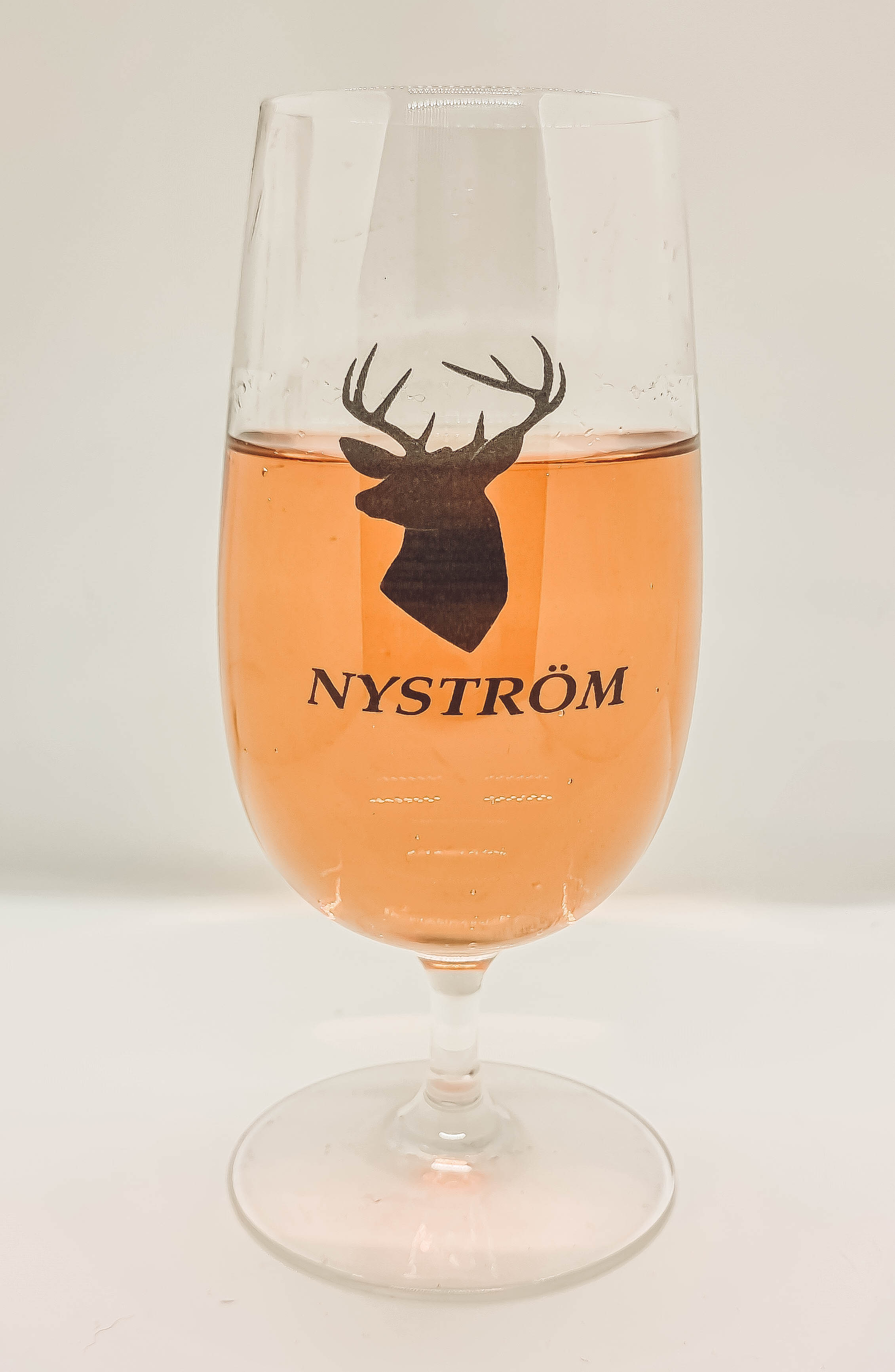 ölglas med gravyr ren och namn