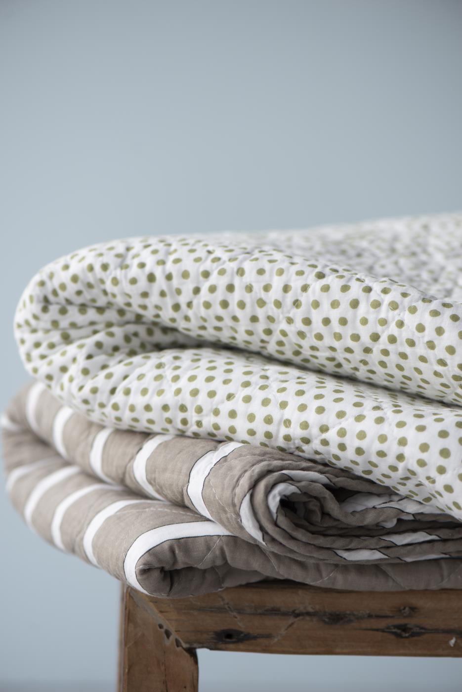 Quilt randig grön/vit - 2