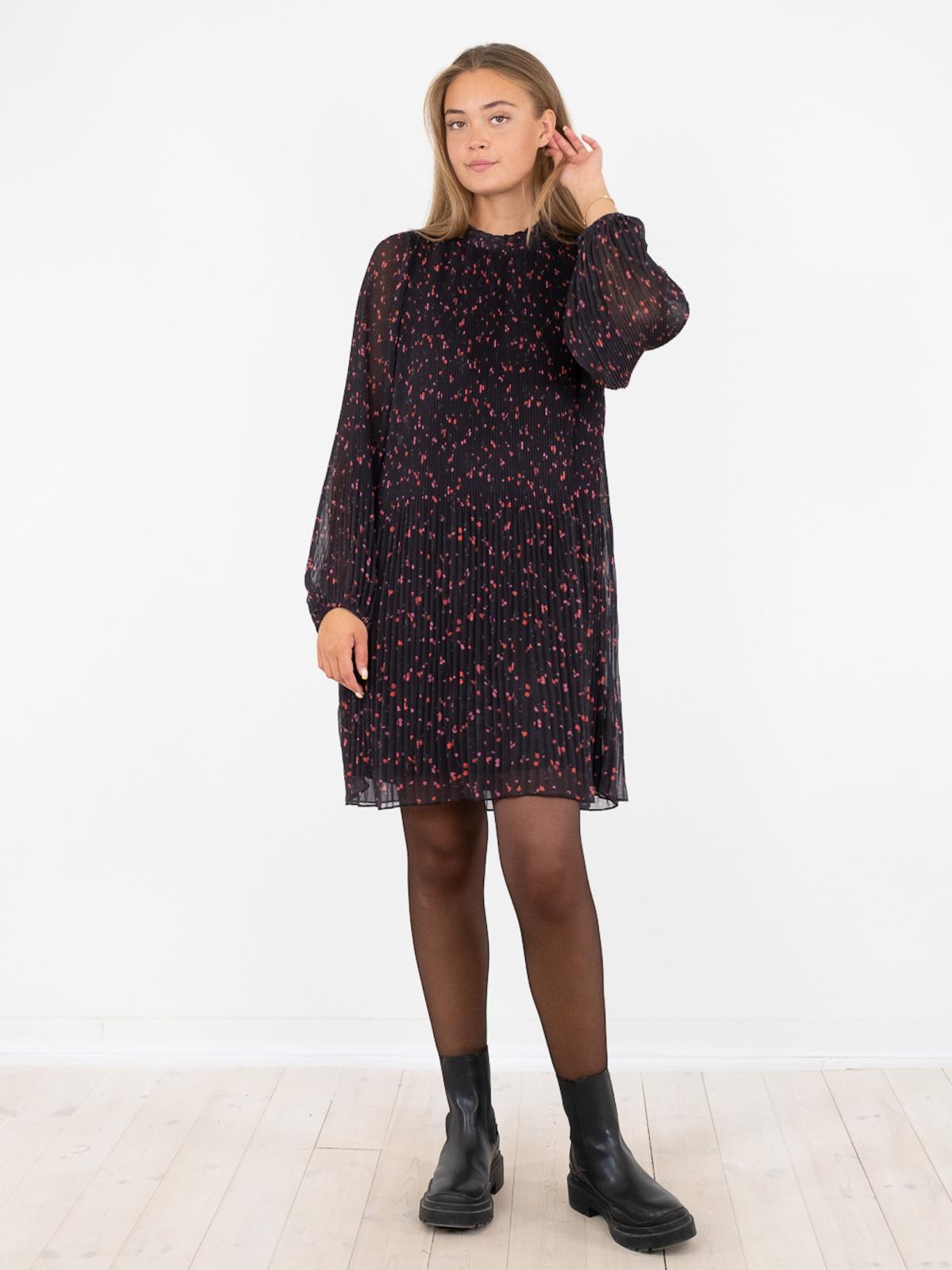 Neo Noir Petra Gardenia Dress - 5