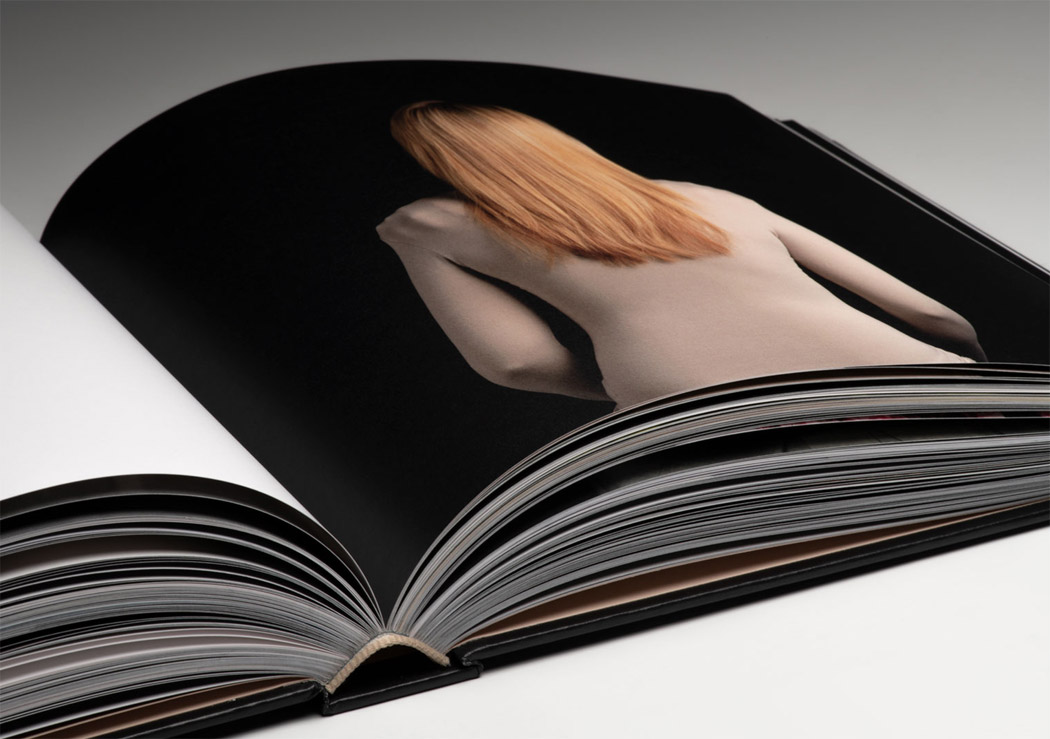 Annee Olofsson: This is Annee Olofsson [signed] - 2