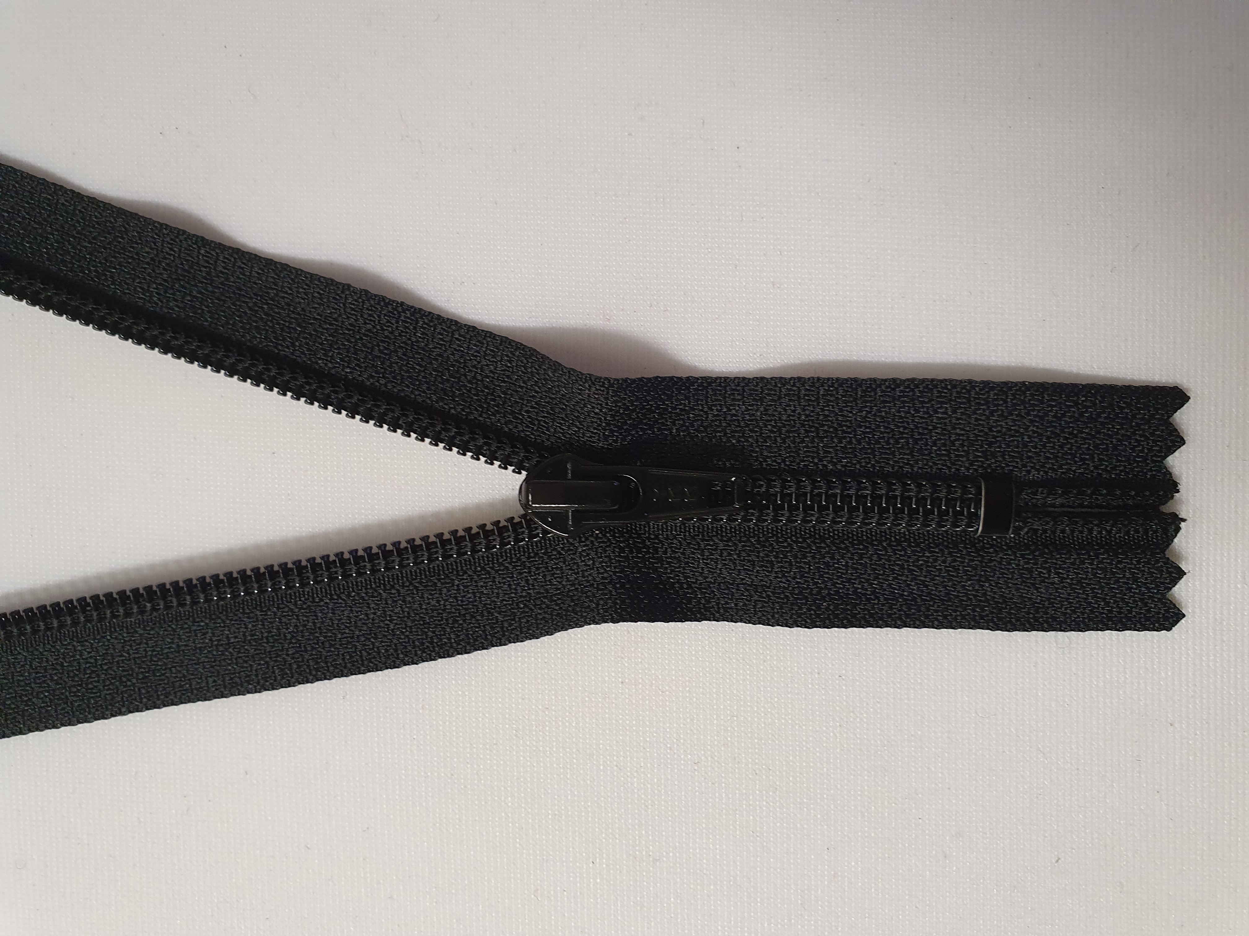 Blixtlås CFC-56  45 cm fg Svart