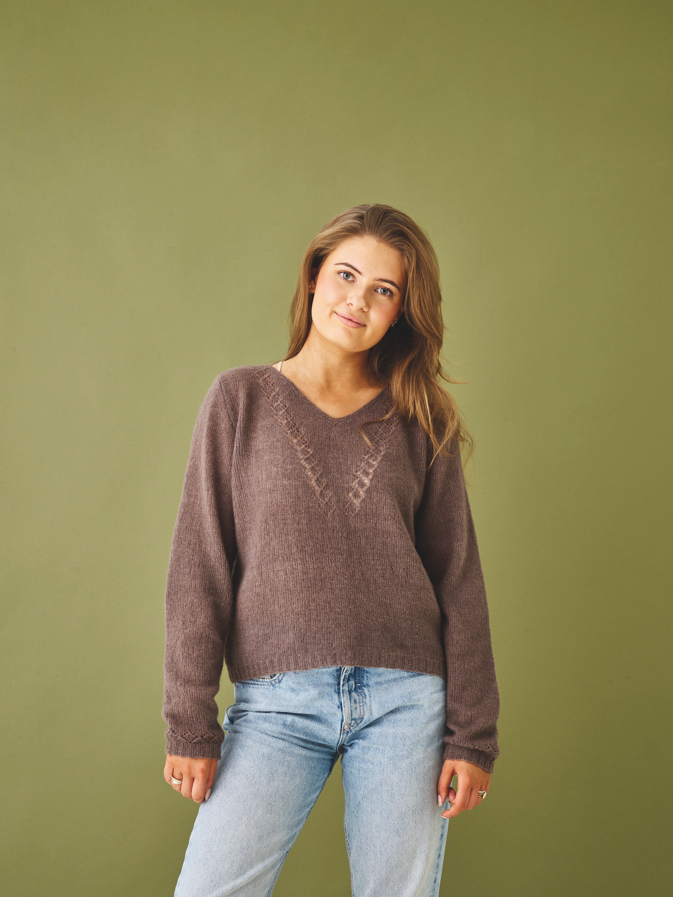 Jumper med v-ringning - Hannah 890107