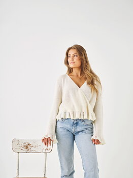 Omlott topp med volang - Leonora 890418