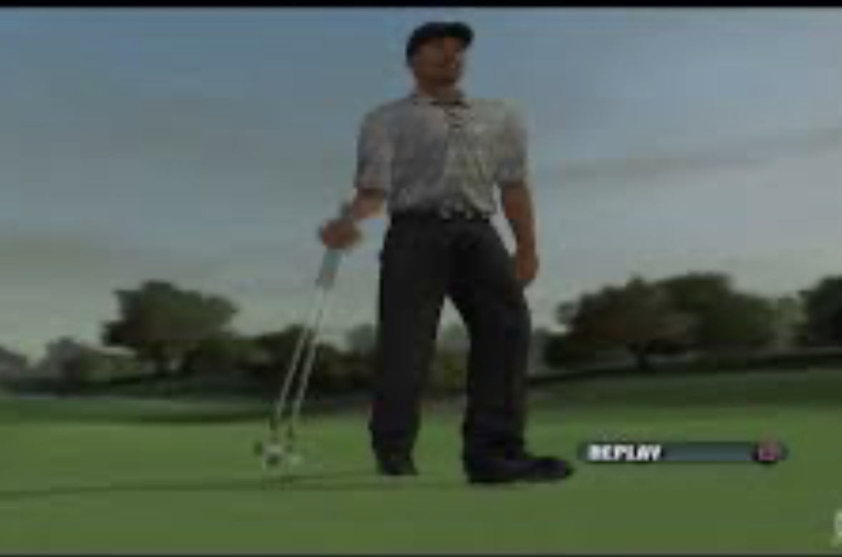Tiger Woods PGA Tour 2003 - PS2 - 2