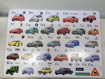 Bordstabletter Bilar från hela  samt ABC