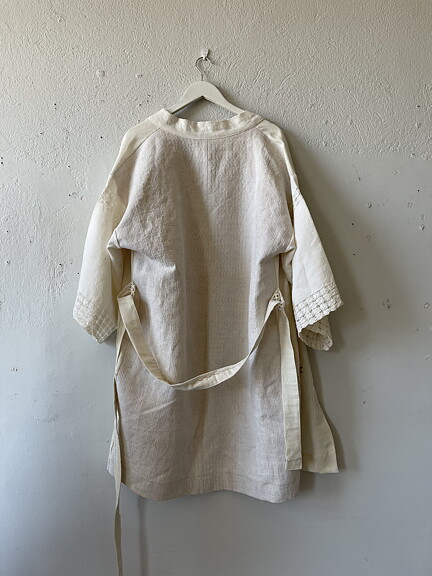 Mon & Amie Morgonrock "Claire" ur kollektionen BLANCHE