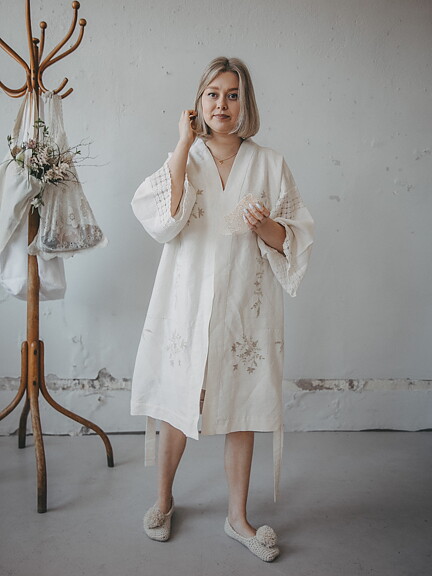 Mon & Amie Morgonrock "Claire" ur kollektionen BLANCHE