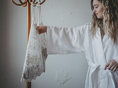 Mon & Amie "Chantal" tygpåse i vintagespets ur kollektionen BLANCHE