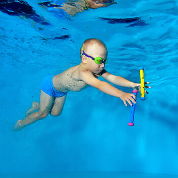Learn children to catch these Dive sticks from Lane 4